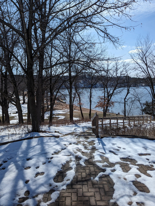Lake and beach as a great place to set up a sauna tent for sweat